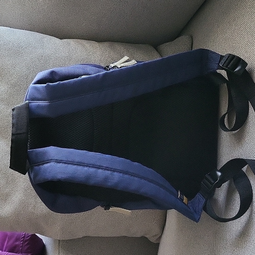 Case Logic Camera Backpack - Picture 9 of 9